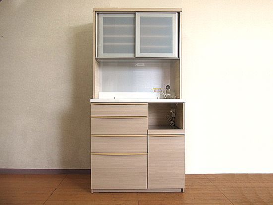 食器棚売るなら福岡一番店！リサイクルショップの買取実績｜タンス 